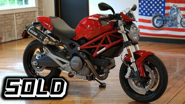 2010 Ducati Monster 696
